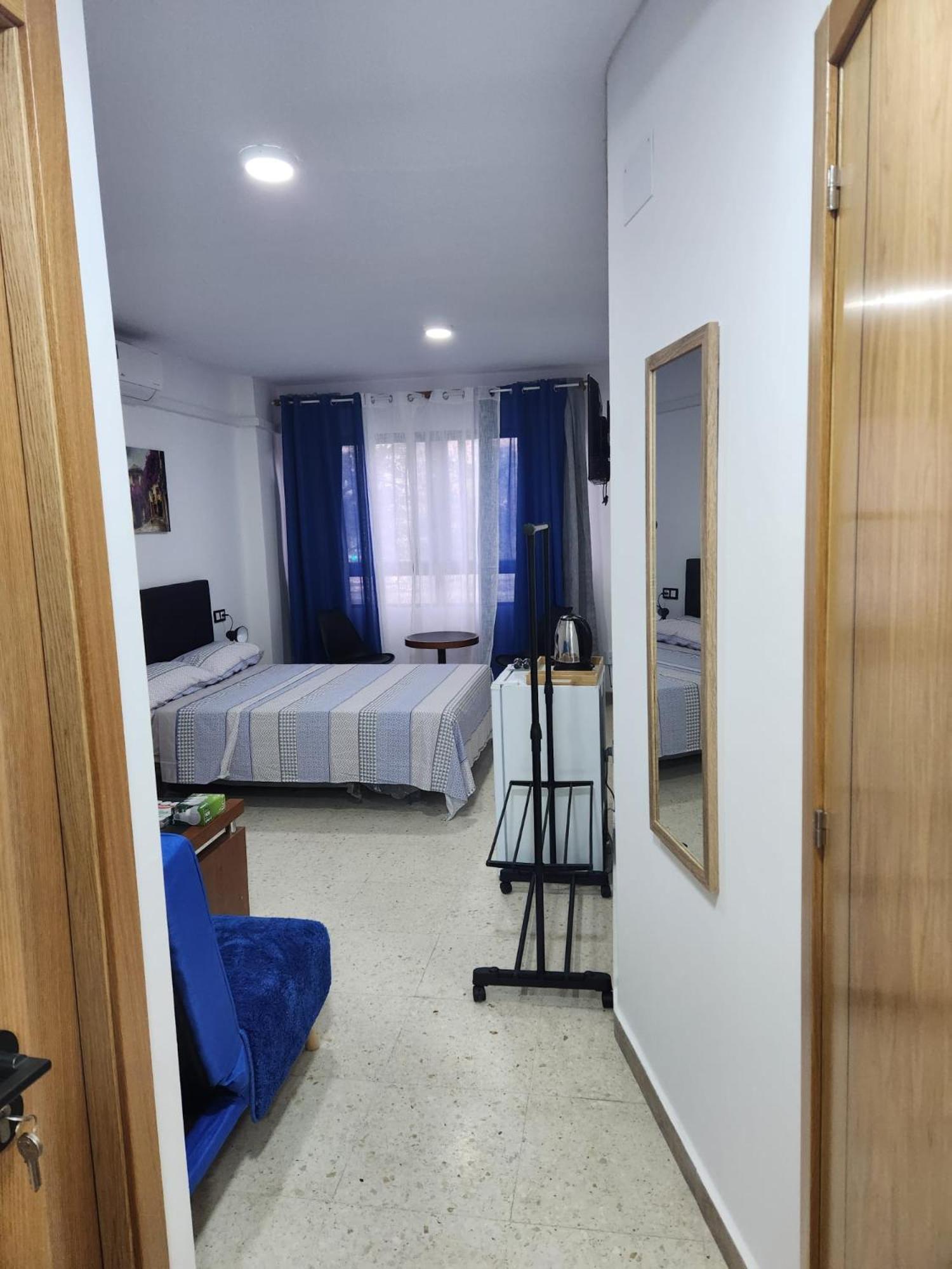 Costablanca Rooms 阿利坎特 外观 照片